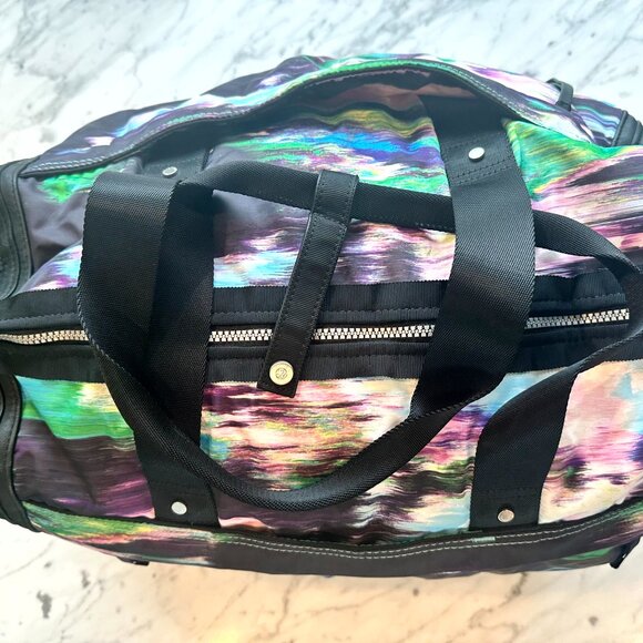 Lululemon Duffle Bag - Picture 7 of 16